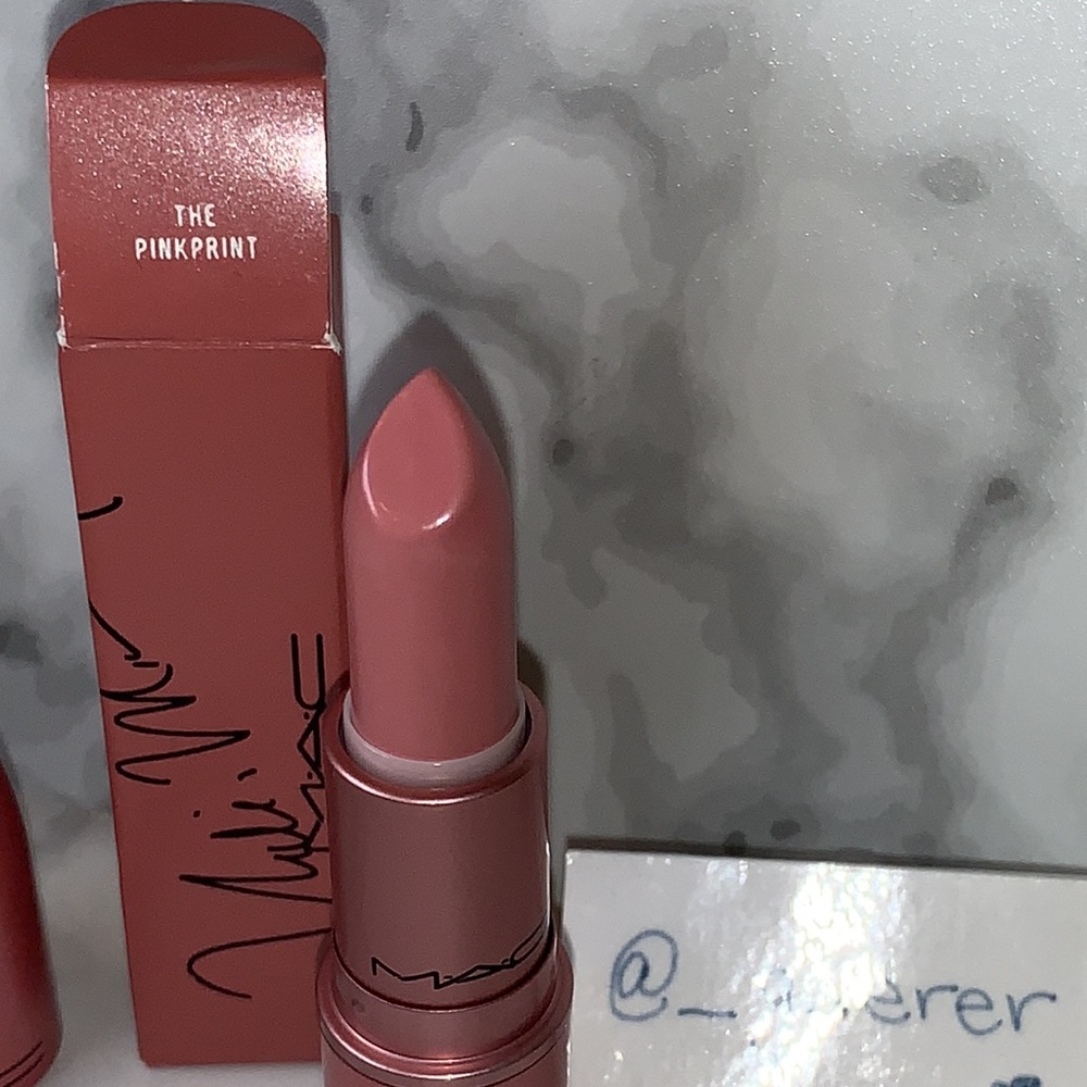 LN THE PINKPRINT NICKI MINAJ Amplified Lipstick MAC - Picture 3 of 17
